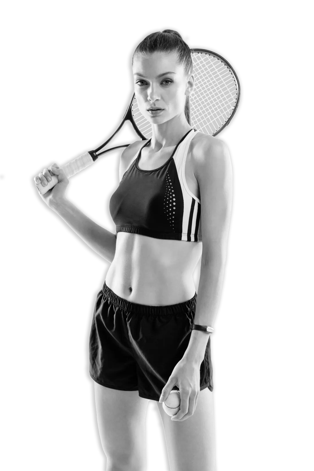 Una giovane tennista con top e calzoncini, tiene la racchetta sulla spalla e guarda dritta verso la camera